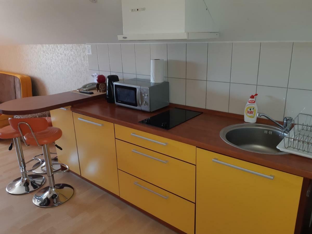 Gaspada Selinai Bagian luar foto